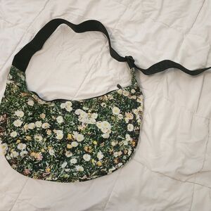 NWT Baggu Medium Nylon Crescent Bag